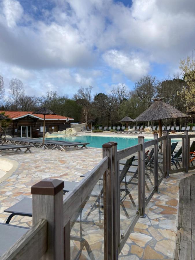 Camping 5* - Biscarosse Lac - Mobilhome 2 Chambres - 4 Personnes Biscarrosse Luaran gambar